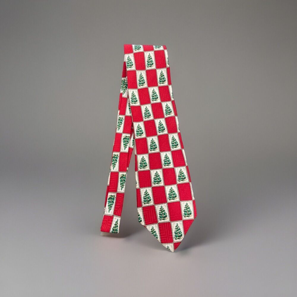 Vtg Robert Stock 100% Silk Christmas Red  Christmas Tree Necktie Tie